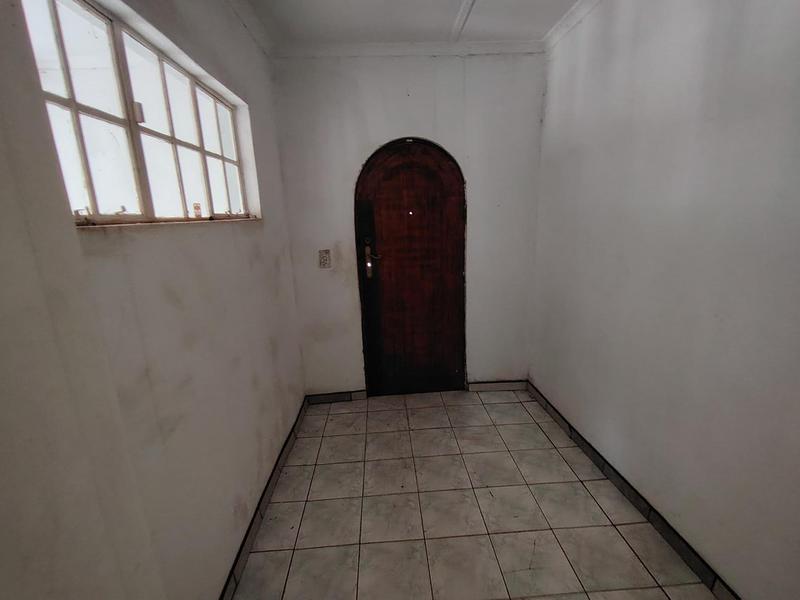 8 Bedroom Property for Sale in Lenasia South Gauteng