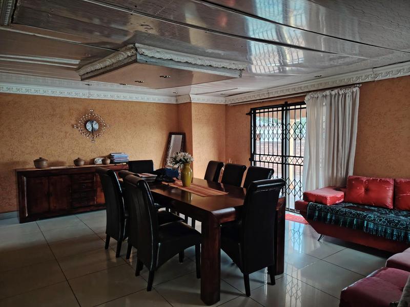4 Bedroom Property for Sale in Lenasia South Gauteng