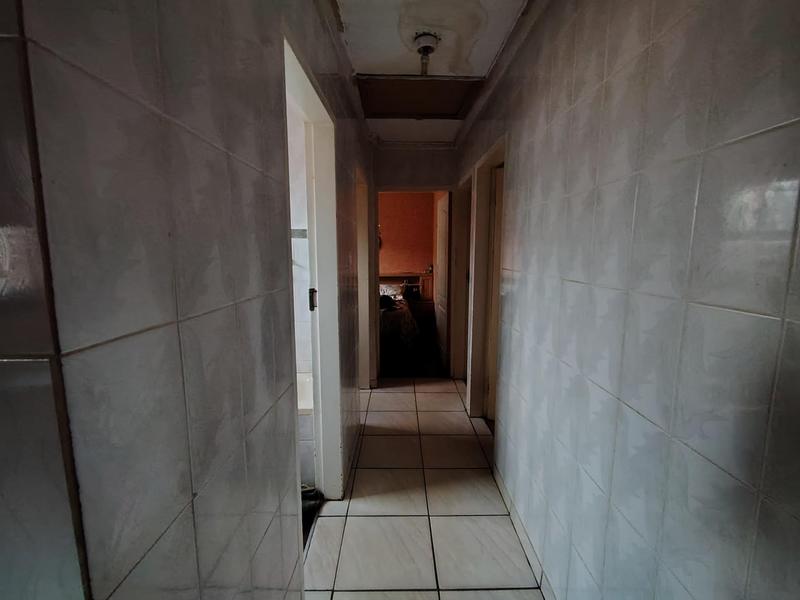 4 Bedroom Property for Sale in Lenasia South Gauteng