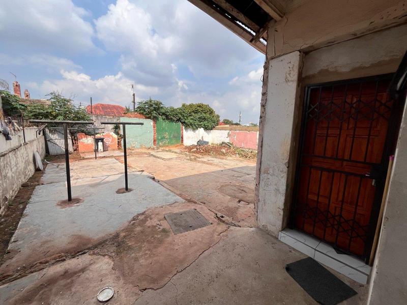 9 Bedroom Property for Sale in Malvern Gauteng
