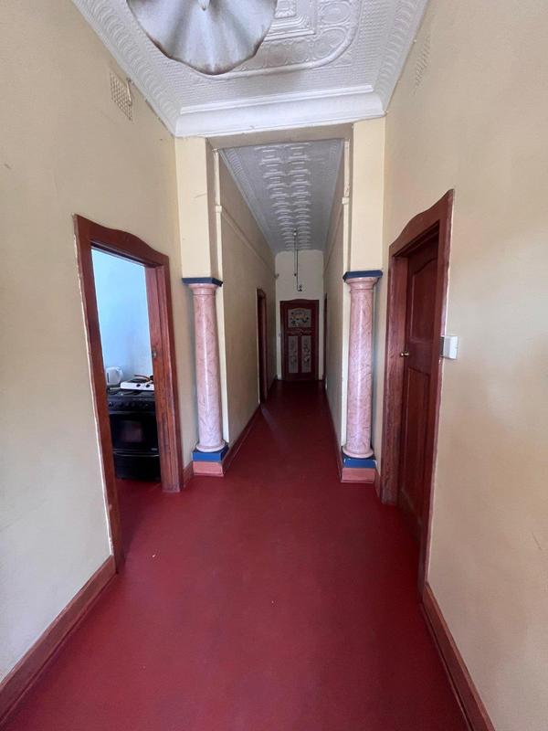 6 Bedroom Property for Sale in Malvern Gauteng