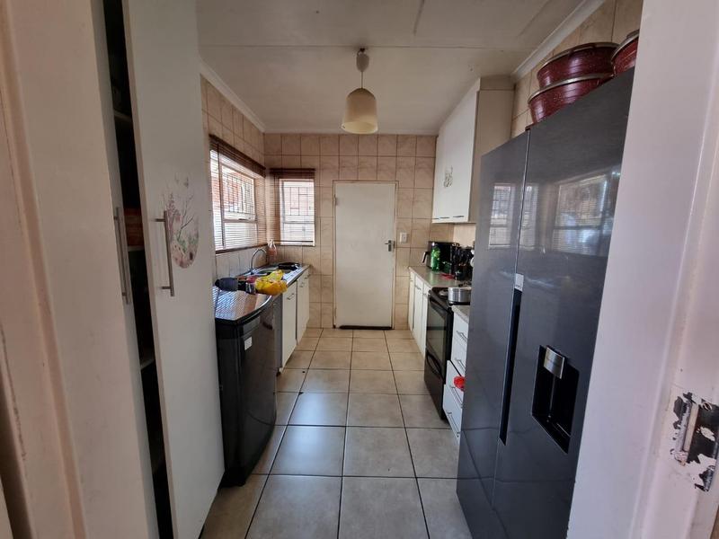 3 Bedroom Property for Sale in Newlands Gauteng