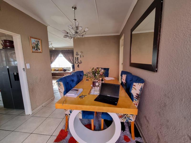 3 Bedroom Property for Sale in Newlands Gauteng