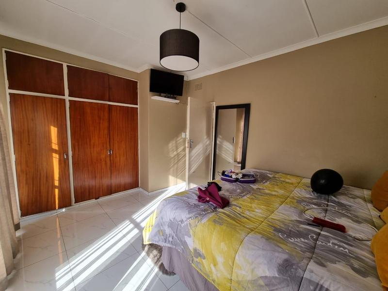3 Bedroom Property for Sale in Newlands Gauteng