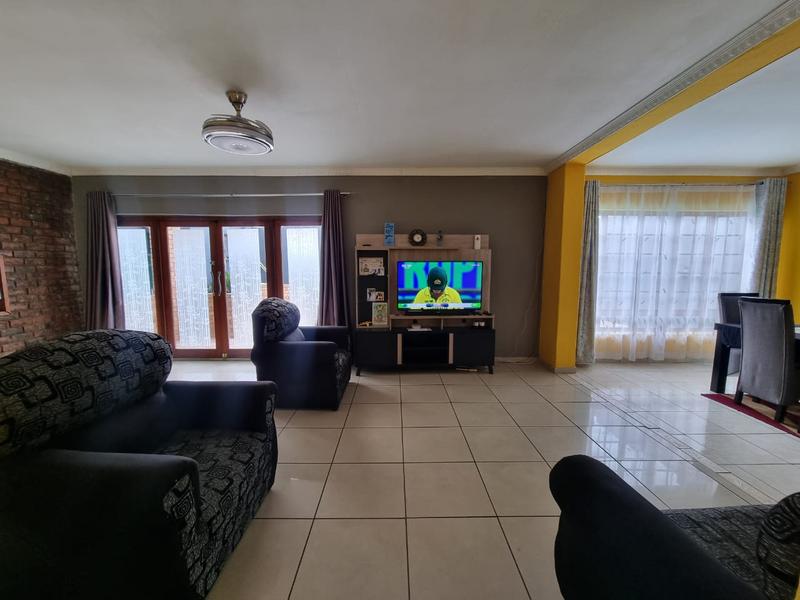 4 Bedroom Property for Sale in Newlands Gauteng