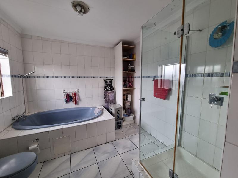 4 Bedroom Property for Sale in Newlands Gauteng