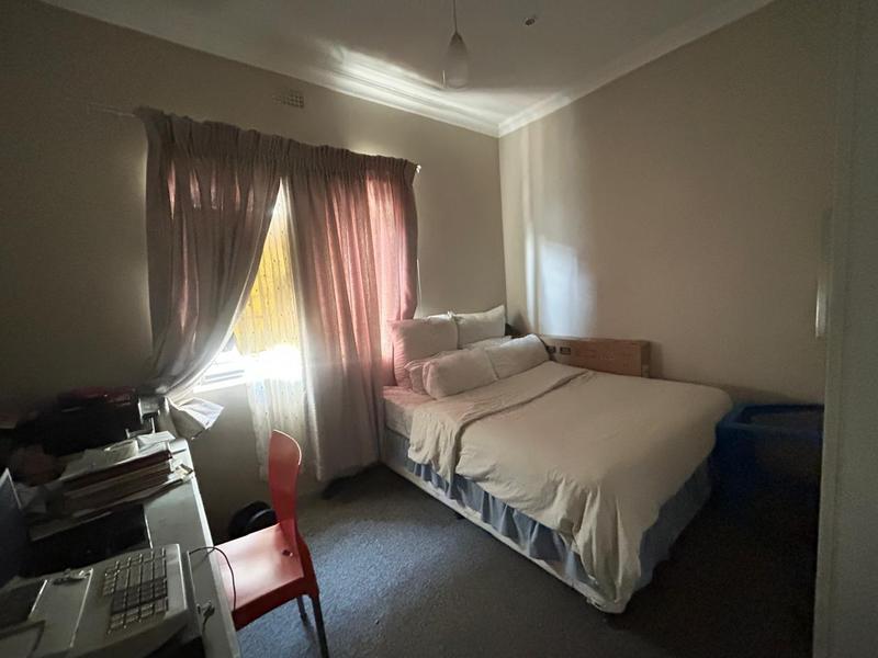 6 Bedroom Property for Sale in Orange Grove Gauteng