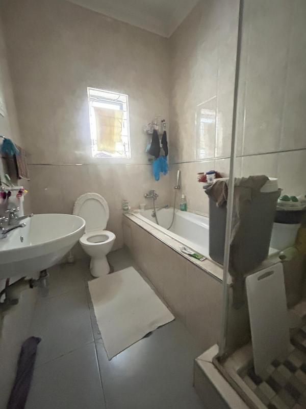 6 Bedroom Property for Sale in Orange Grove Gauteng