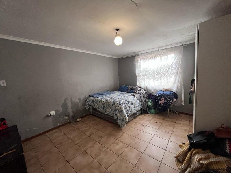 10 Bedroom Property for Sale in Regents Park Gauteng
