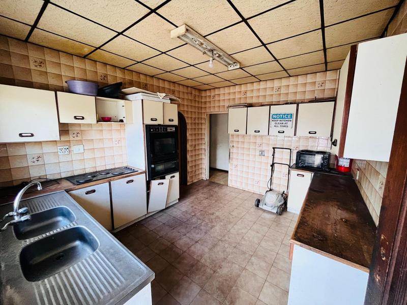 4 Bedroom Property for Sale in Regents Park Gauteng