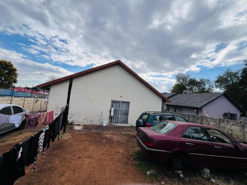 4 Bedroom Property for Sale in Regents Park Gauteng