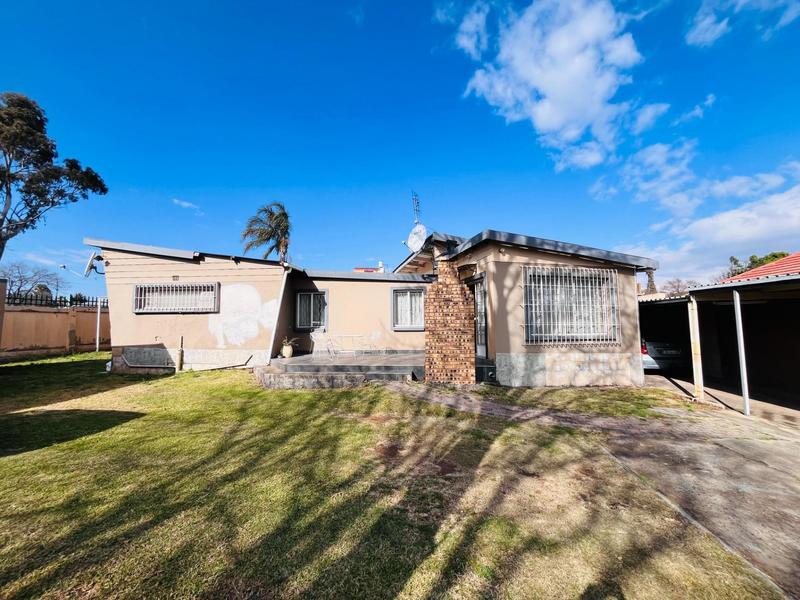 4 Bedroom Property for Sale in Regents Park Gauteng