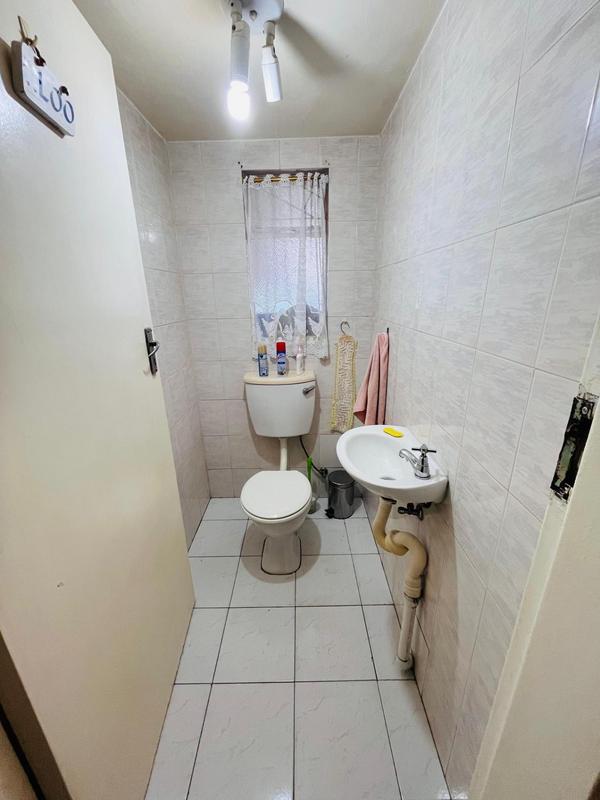 4 Bedroom Property for Sale in Regents Park Gauteng