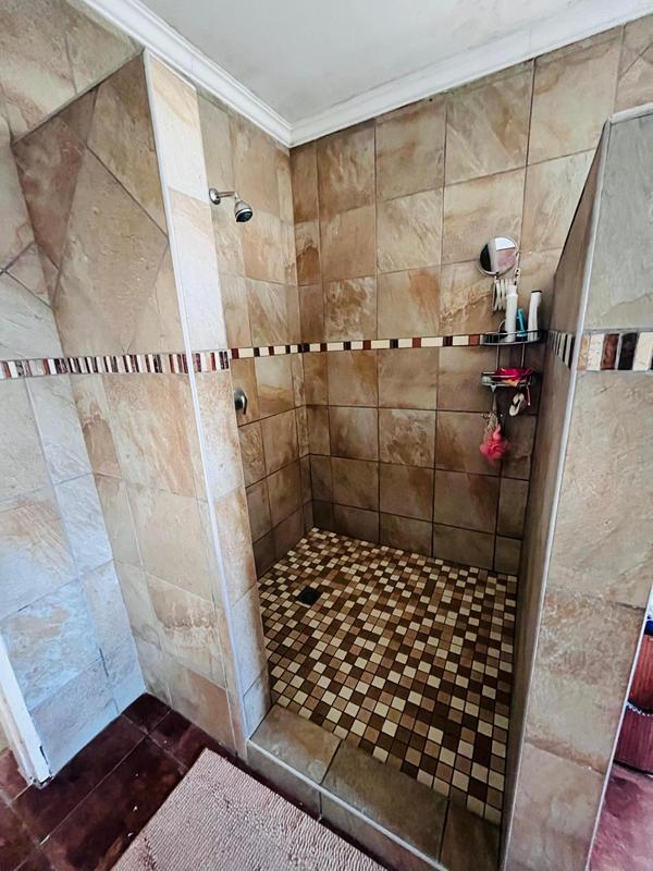 4 Bedroom Property for Sale in Regents Park Gauteng