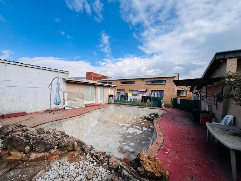 4 Bedroom Property for Sale in Regents Park Gauteng
