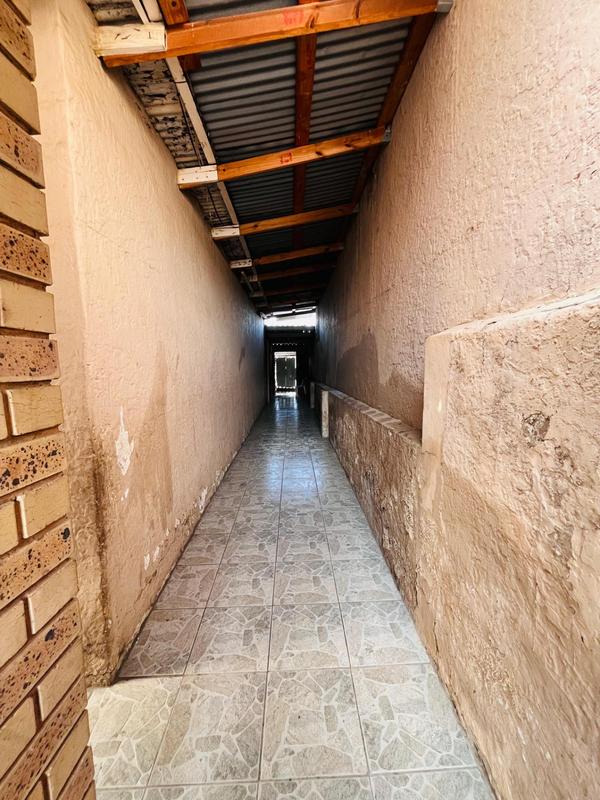 4 Bedroom Property for Sale in Regents Park Gauteng