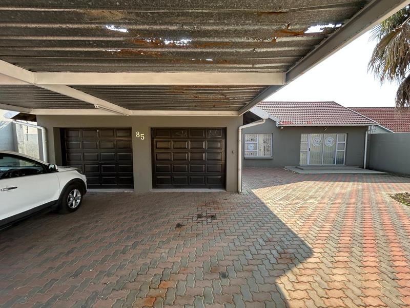 3 Bedroom Property for Sale in Roseacre Gauteng