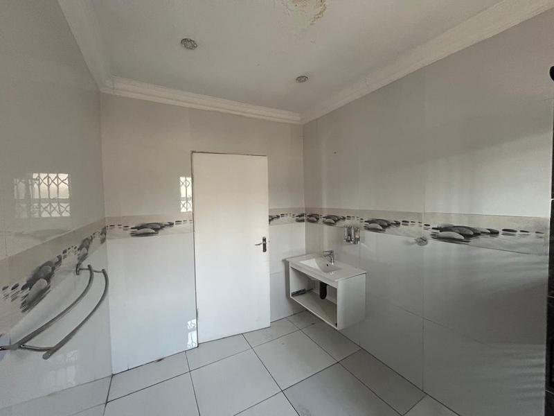 3 Bedroom Property for Sale in Roseacre Gauteng