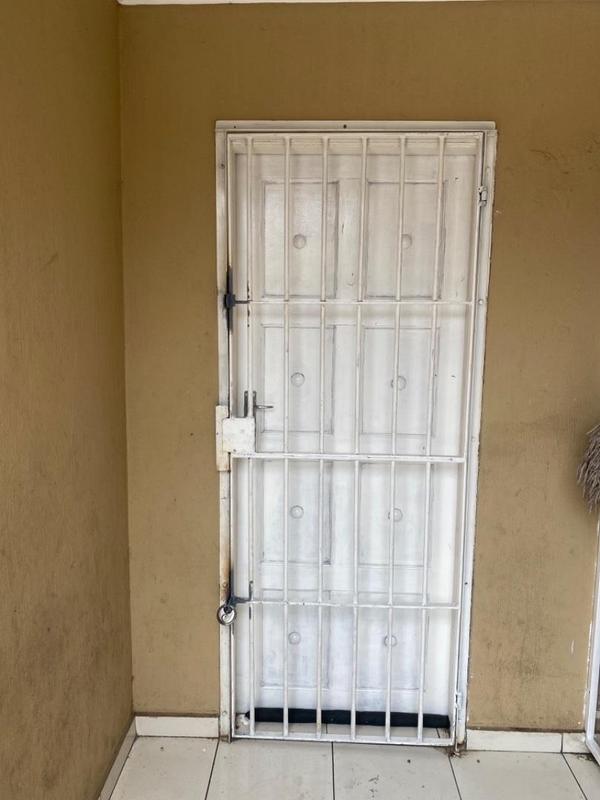 7 Bedroom Property for Sale in Rosettenville Gauteng