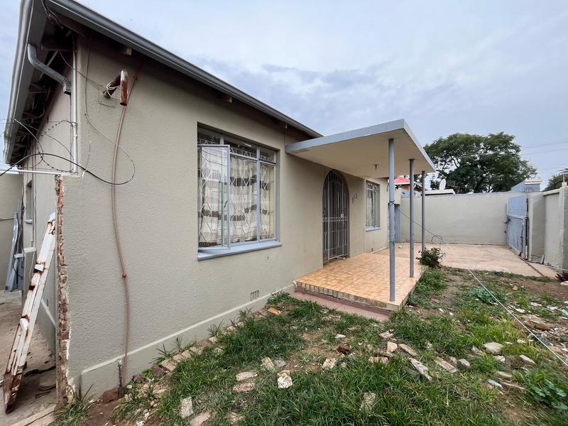 4 Bedroom Property for Sale in Rosettenville Gauteng