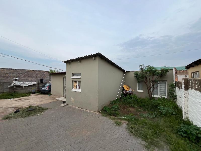 4 Bedroom Property for Sale in Rosettenville Gauteng