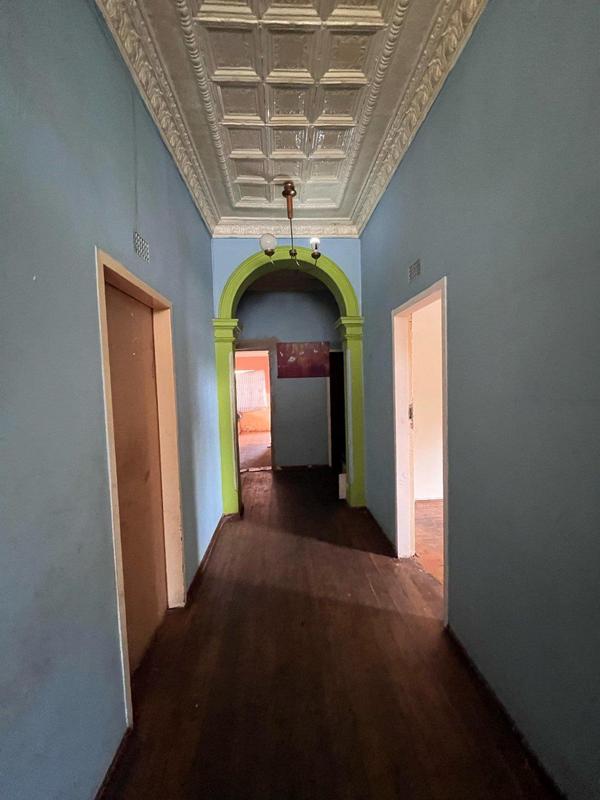 8 Bedroom Property for Sale in Rosettenville Gauteng