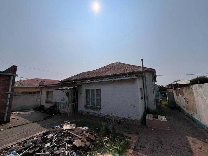 8 Bedroom Property for Sale in Rosettenville Gauteng