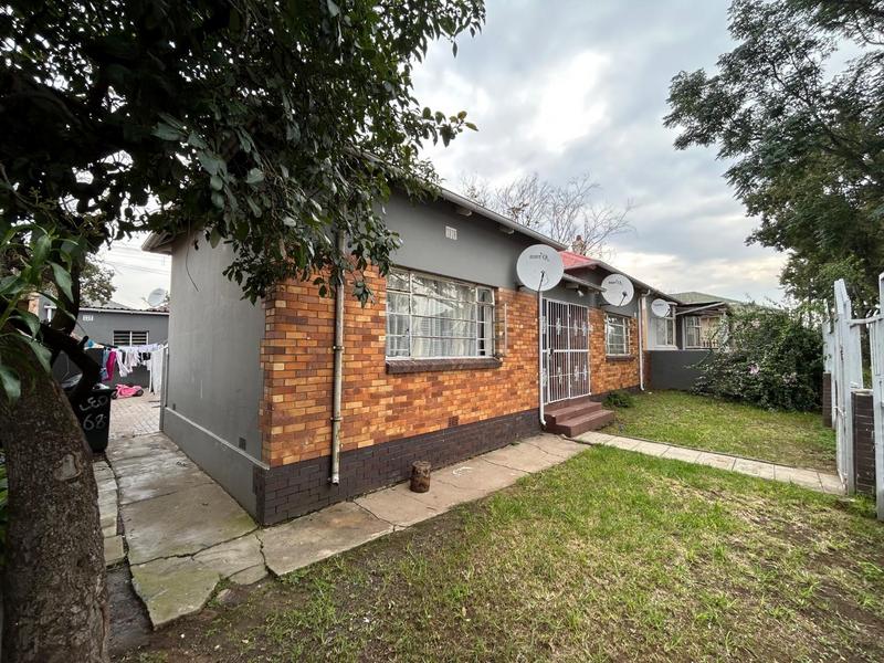 10 Bedroom Property for Sale in Rosettenville Gauteng