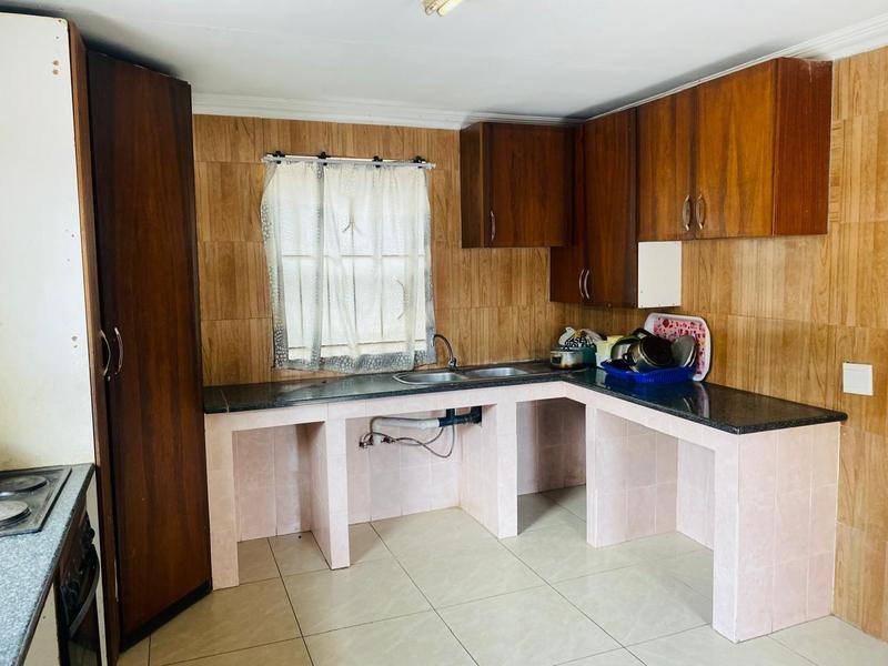 8 Bedroom Property for Sale in Rosettenville Gauteng