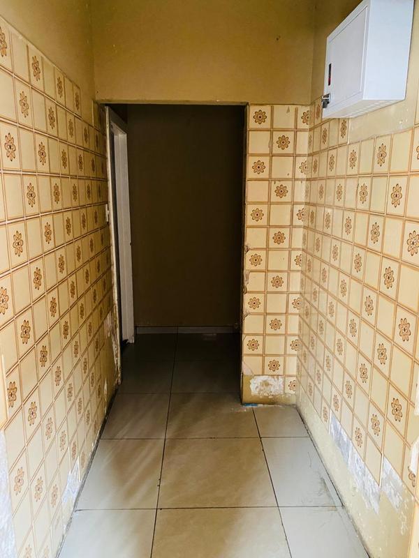 8 Bedroom Property for Sale in Rosettenville Gauteng