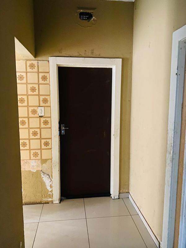 8 Bedroom Property for Sale in Rosettenville Gauteng