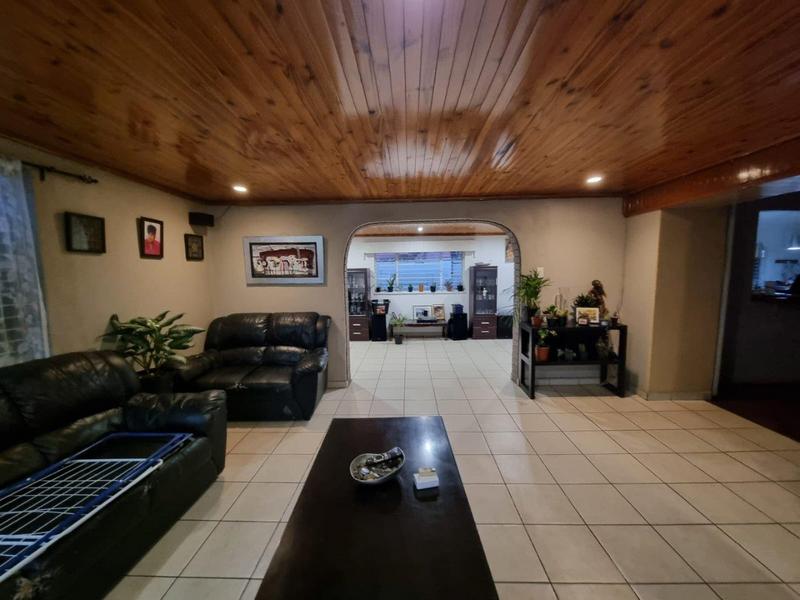3 Bedroom Property for Sale in Sophiatown Gauteng