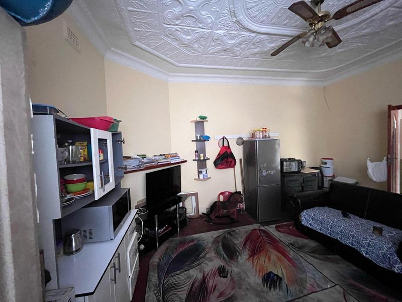 6 Bedroom Property for Sale in The Hill Gauteng