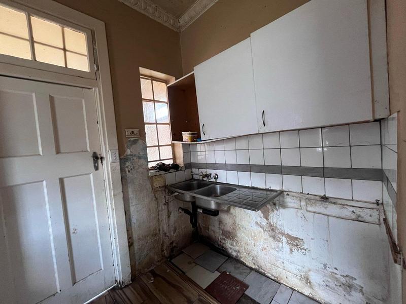 6 Bedroom Property for Sale in The Hill Gauteng