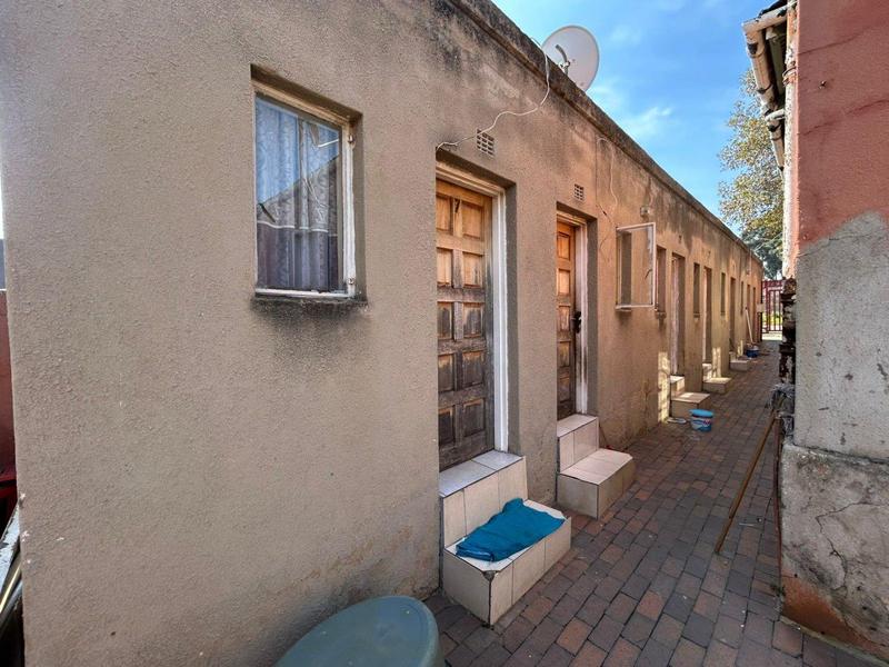 15 Bedroom Property for Sale in Turf Club Gauteng