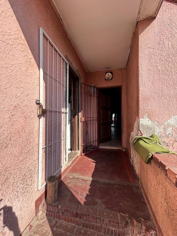 6 Bedroom Property for Sale in Turffontein Gauteng