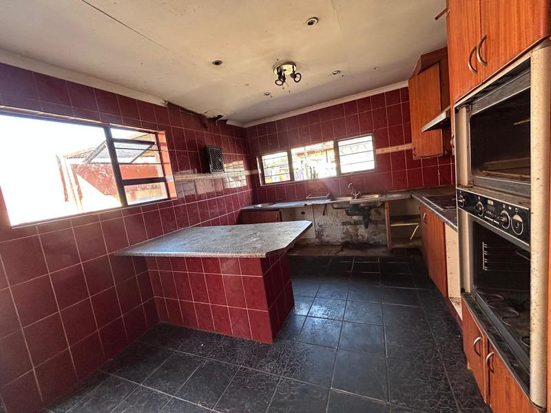 6 Bedroom Property for Sale in Turffontein Gauteng