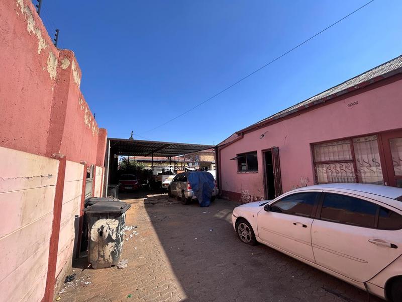 6 Bedroom Property for Sale in Turffontein Gauteng