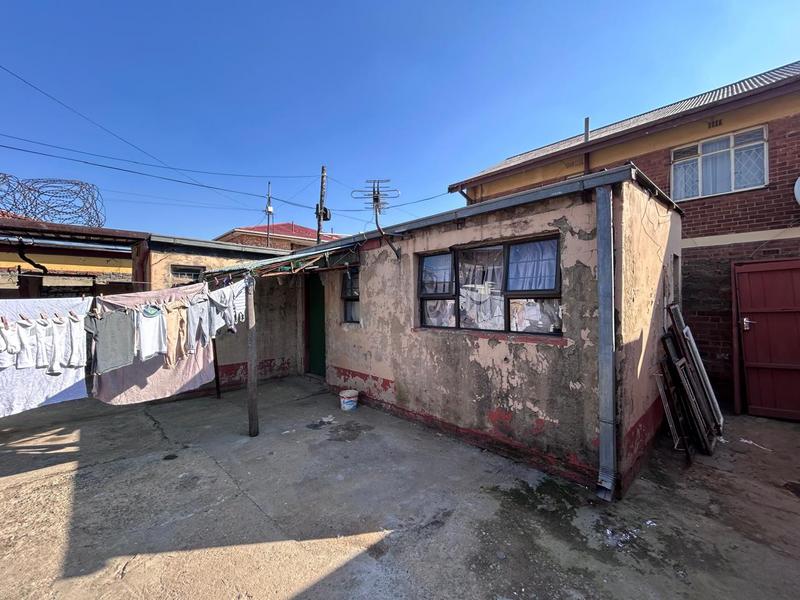6 Bedroom Property for Sale in Turffontein Gauteng