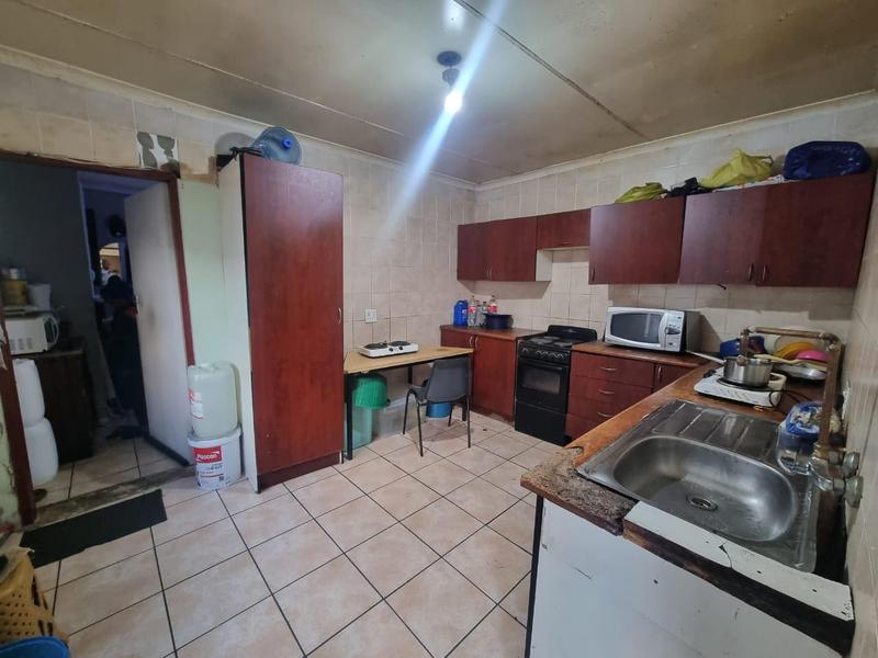 5 Bedroom Property for Sale in Vrededorp Gauteng