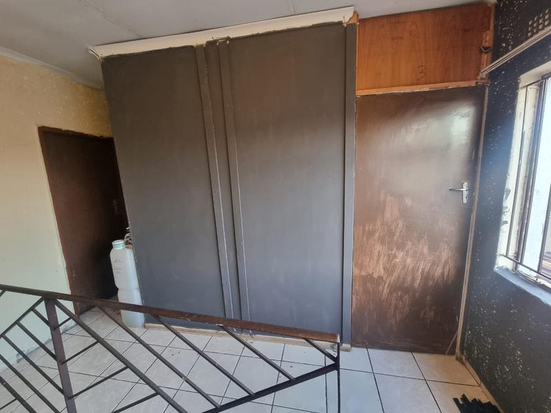5 Bedroom Property for Sale in Vrededorp Gauteng