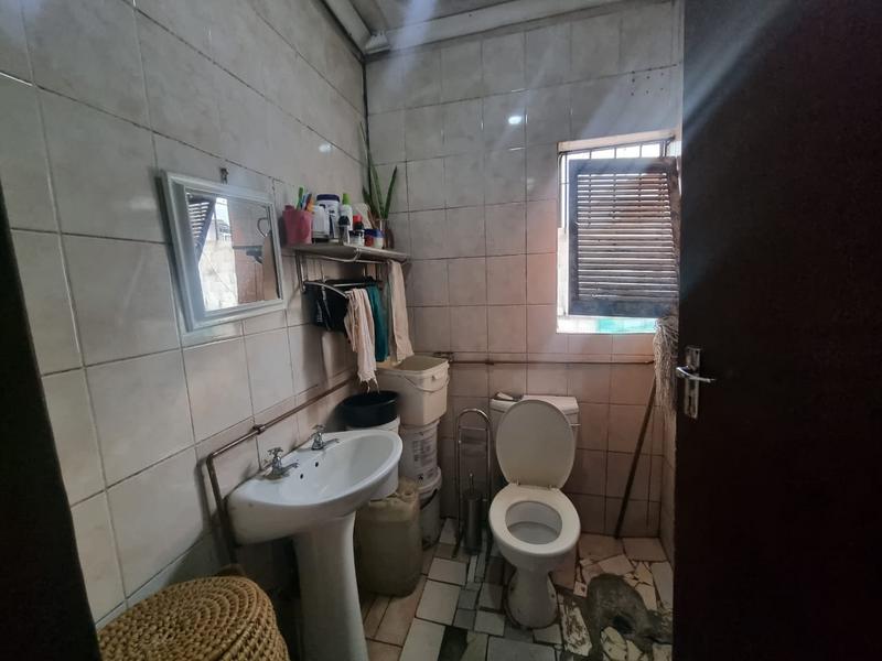 5 Bedroom Property for Sale in Vrededorp Gauteng
