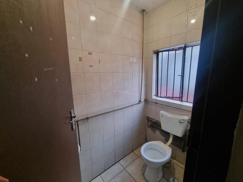 5 Bedroom Property for Sale in Vrededorp Gauteng