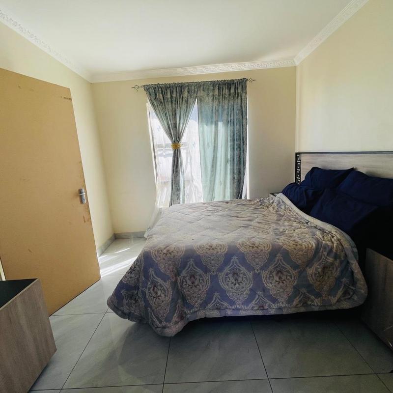 4 Bedroom Property for Sale in Clayville Gauteng