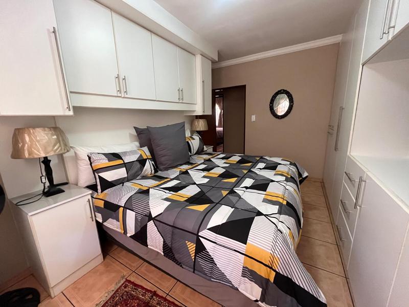 4 Bedroom Property for Sale in Clayville Gauteng