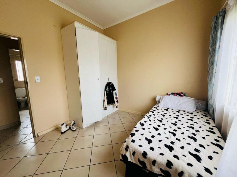 3 Bedroom Property for Sale in Country View Gauteng