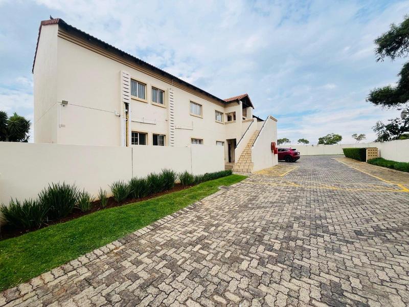 3 Bedroom Property for Sale in Country View Gauteng