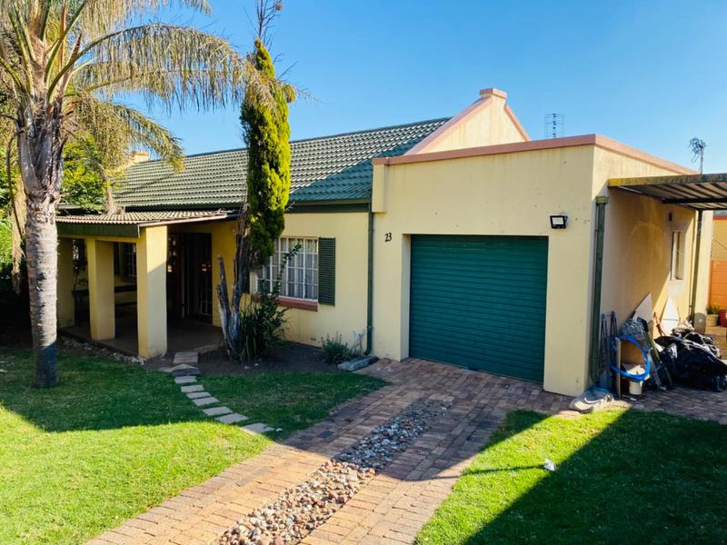 3 Bedroom Property for Sale in Halfway Gardens Gauteng