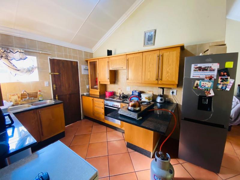 3 Bedroom Property for Sale in Halfway Gardens Gauteng
