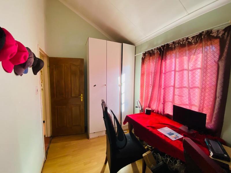 3 Bedroom Property for Sale in Halfway Gardens Gauteng